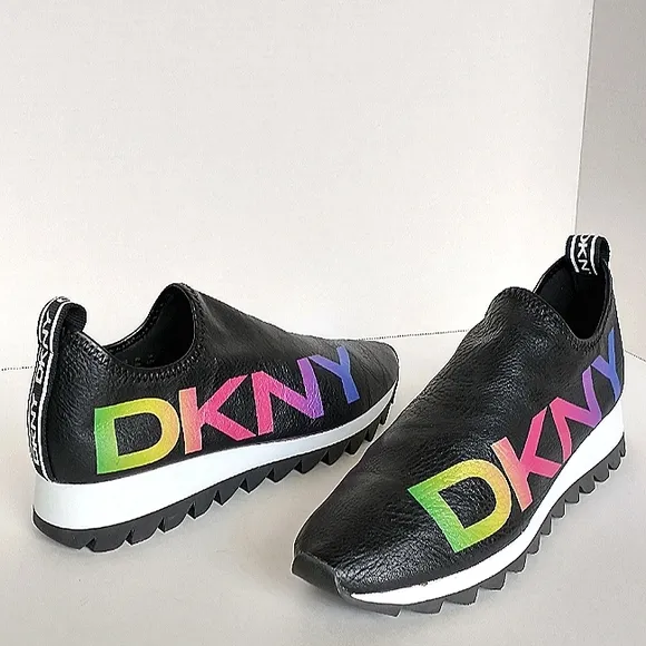New w/o Box DKNY Azer Fashion Platform Sneakers Size 9