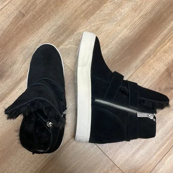 New Women’s J/Slides Buckle Wells Suede Wedge Boot!!🔥🔥🔥