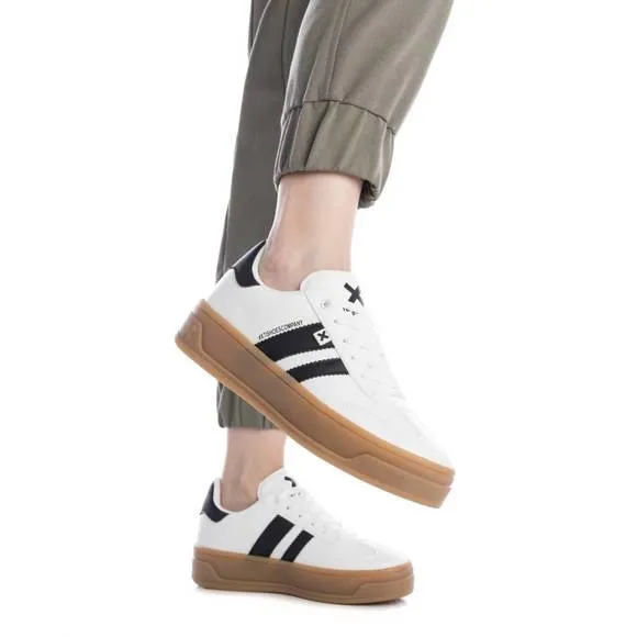 NEW XTI women's urban fashion sneakers in white