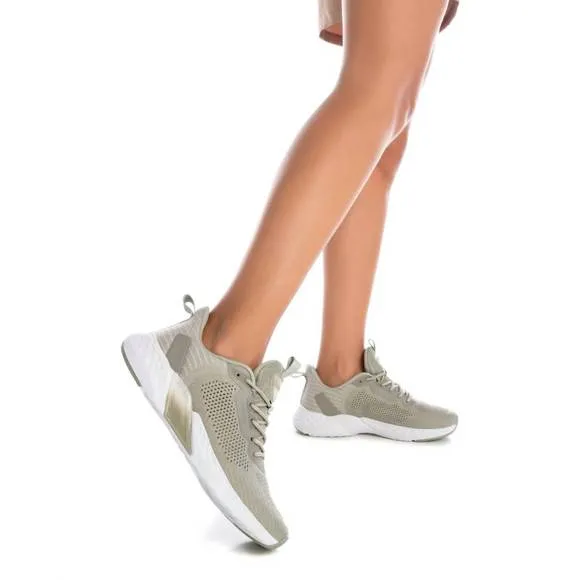 NEW XTI women's walking sneakers in kakhi