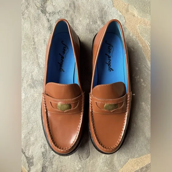 New🌟Free People Liv loafers