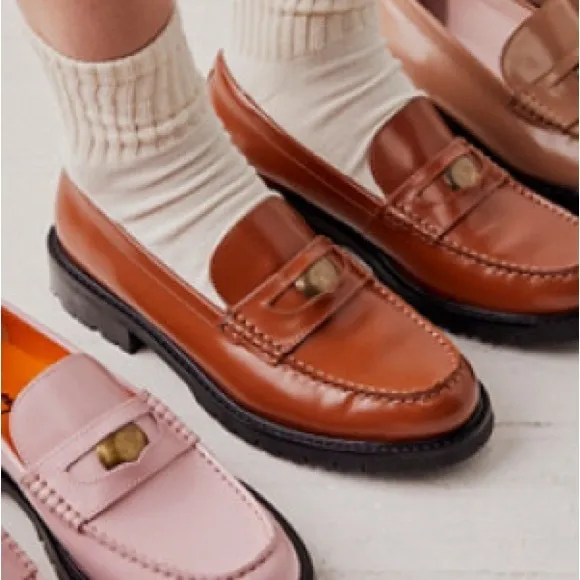 New🌟Free People Liv loafers