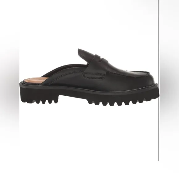 NIB Blondo  Black Leather Loafers