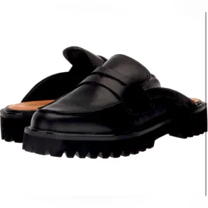 NIB Blondo  Black Leather Loafers