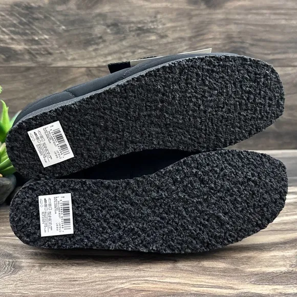 NIB Clarks Wallabee Womens 8M 39 Black Quilted Boots