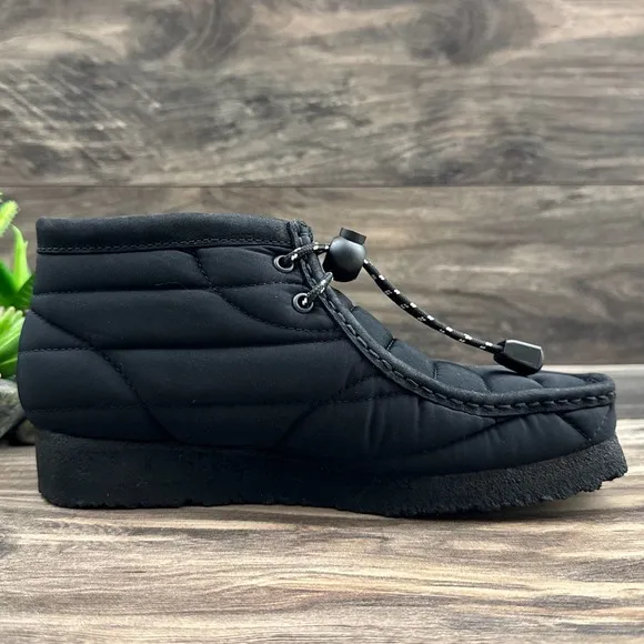 NIB Clarks Wallabee Womens 8M 39 Black Quilted Boots