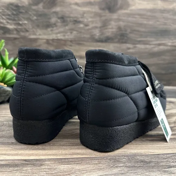 NIB Clarks Wallabee Womens 8M 39 Black Quilted Boots