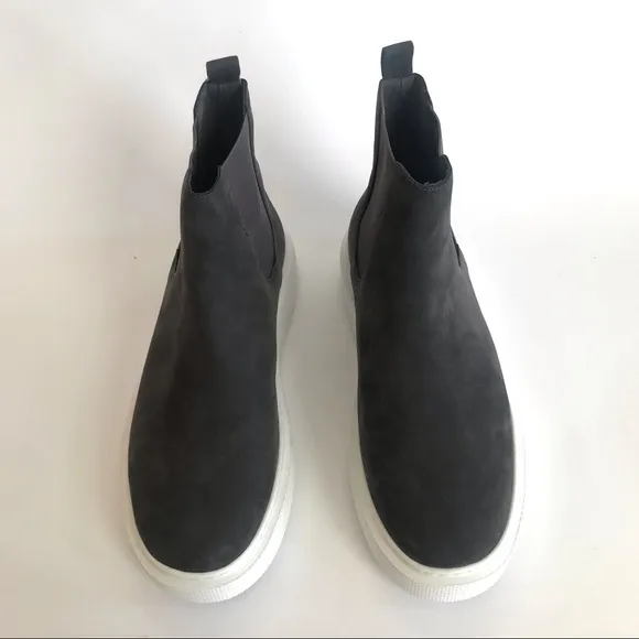 NIB J/SLIDES NYC Dani Chelsea Dark Gray Nubuck Suede Platform Slip On Bootie 8.5