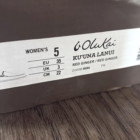NIB [OluKai] Ku'una Lanui Indoor/Outdoor Velvet Slipper Red Ginger Women’s Sz 5
