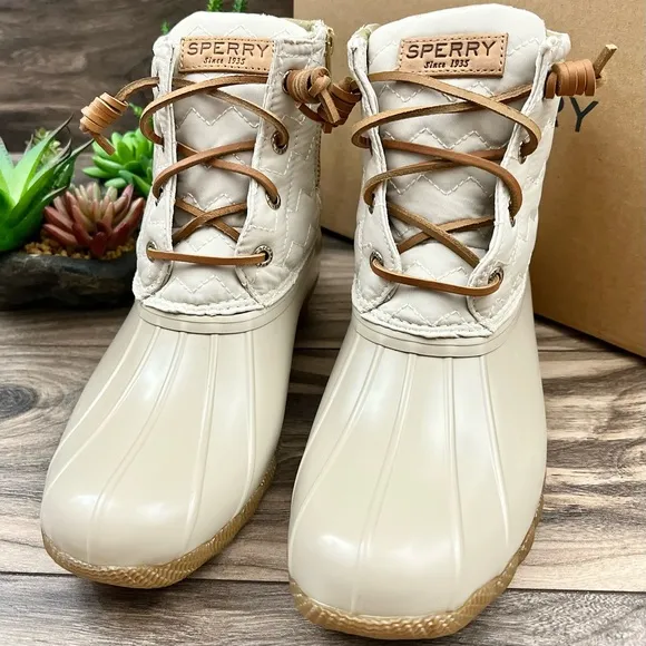 NIB Sperry Top Sider Saltwater Chevron Quilted Shaft Nylon Duck Boots Ivory