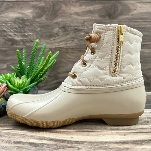 NIB Sperry Top Sider Saltwater Chevron Quilted Shaft Nylon Duck Boots Ivory