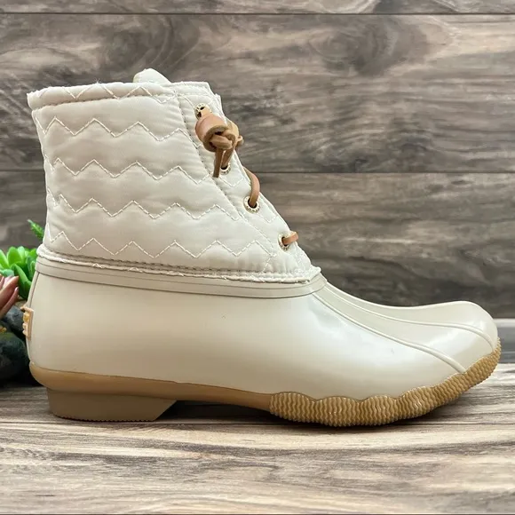 NIB Sperry Top Sider Saltwater Chevron Quilted Shaft Nylon Duck Boots Ivory