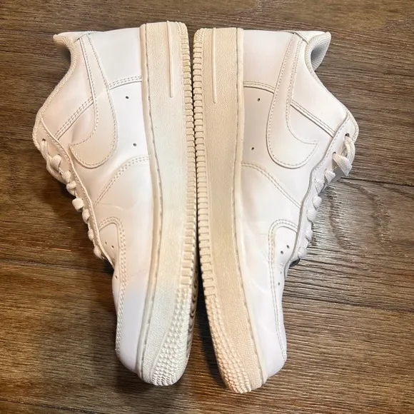 Nike Air Force 1 Low Triple White Leather Sneakers Classic 315115-112 Mens 9