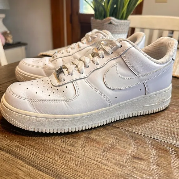 Nike Air Force 1 Low Triple White Leather Sneakers Classic 315115-112 Mens 9