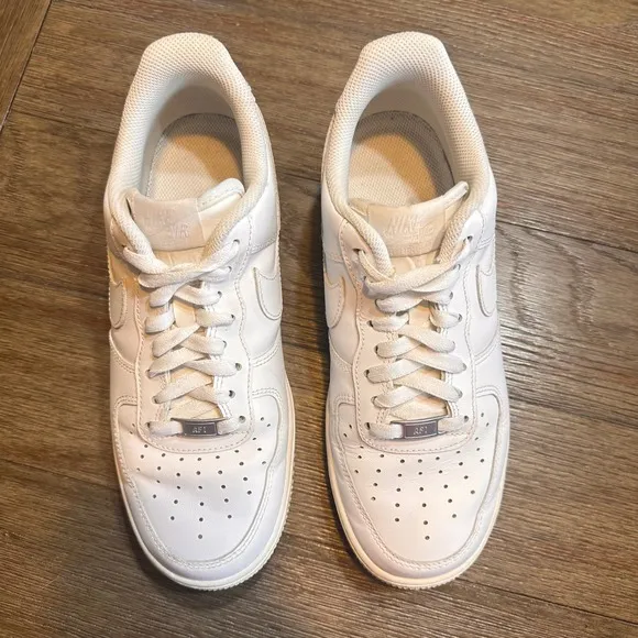 Nike Air Force 1 Low Triple White Leather Sneakers Classic 315115-112 Mens 9
