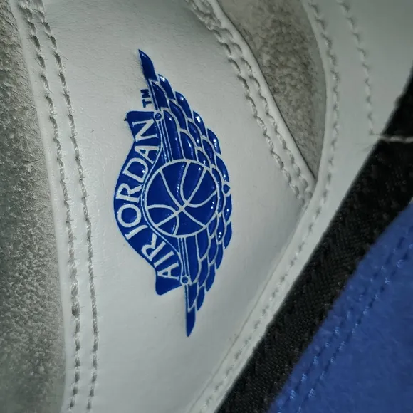 Nike Air Jordan 1 Mid Sneakers White Black Royal (GS) Youth