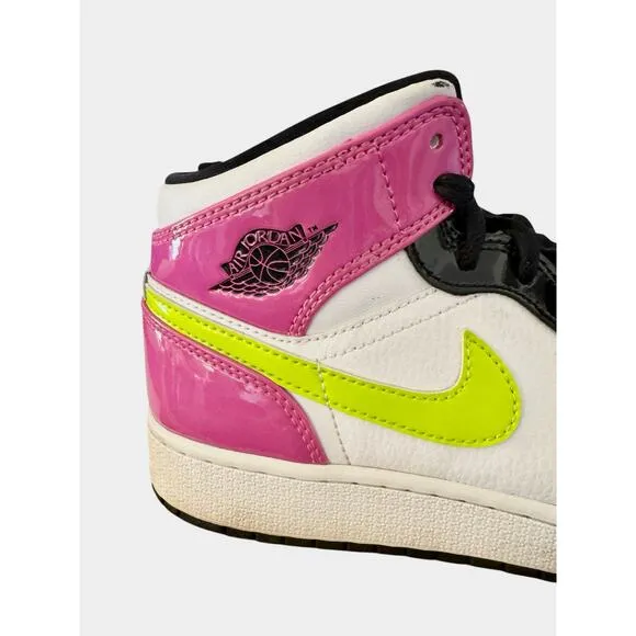 Nike Air Jordan 1 Mid Top SE Cyber Active Fuchsia 2020 5.5Y / womens 7 Athletic