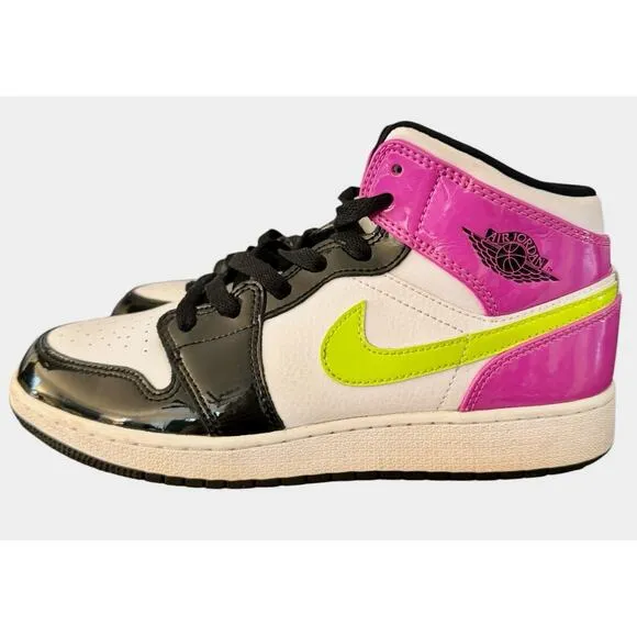Nike Air Jordan 1 Mid Top SE Cyber Active Fuchsia 2020 5.5Y / womens 7 Athletic