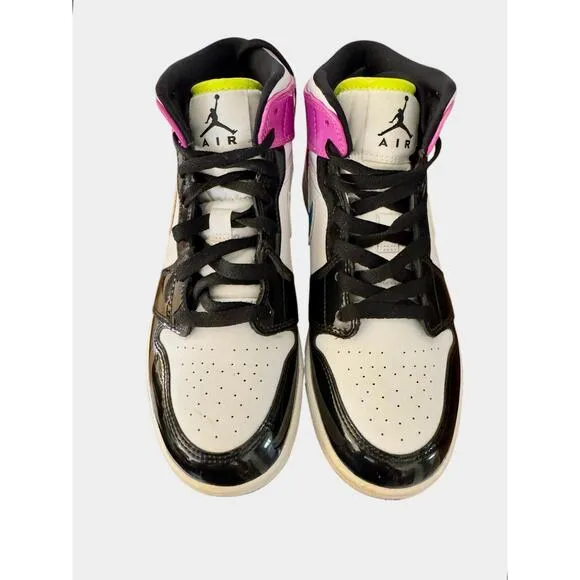 Nike Air Jordan 1 Mid Top SE Cyber Active Fuchsia 2020 5.5Y / womens 7 Athletic