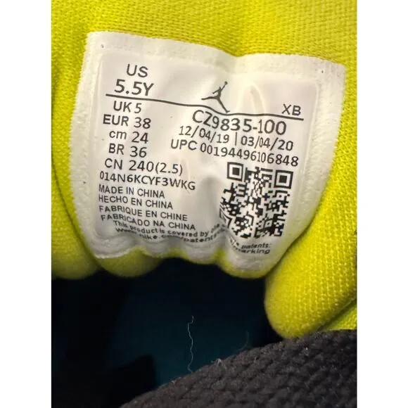 Nike Air Jordan 1 Mid Top SE Cyber Active Fuchsia 2020 5.5Y / womens 7 Athletic