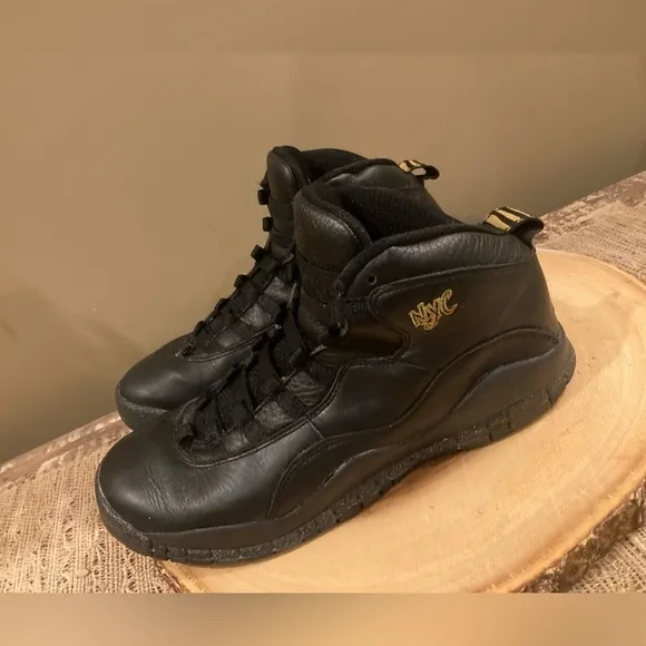 NIKE AIR JORDAN 10 RETRO NYC NEW YORK CITY SNEAKERS BLACK GOLD 7Y 310806-012