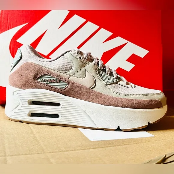 NIKE AIR MAX 90 LV8 Platform Women Sneakers Shoes Iron Mauve size 8.5 NEW  $160