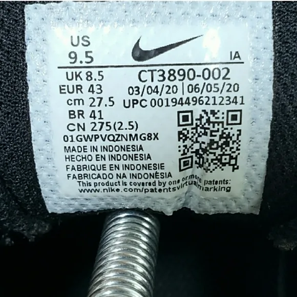 Nike Air Max Vapor Wing Premium Leather Sneakers