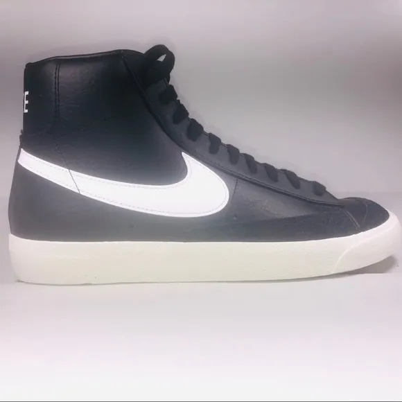 Nike Blazer Mid ‘77 Vintage Black Sail Sneakers