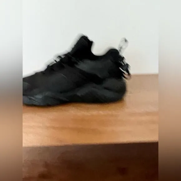 Nike huarache city move sneakers black 7.5 women