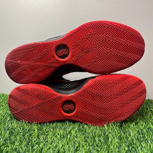 Nike Kyrie 1 Dream Black Red Irving