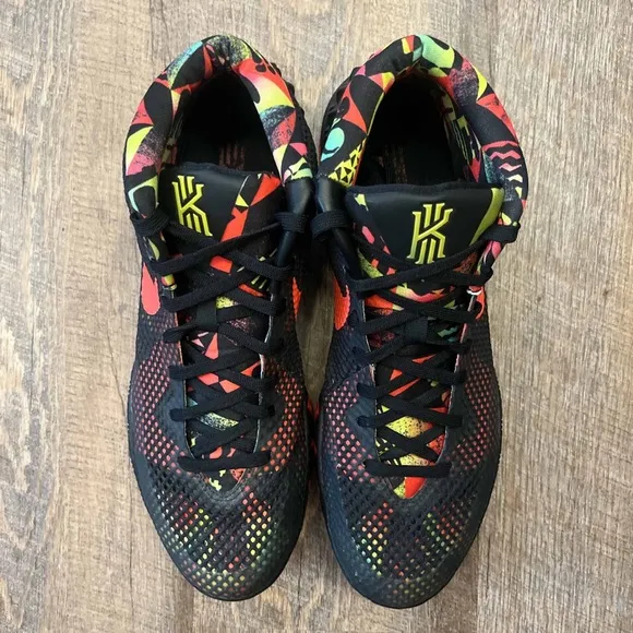 Nike Kyrie 1 Dream Black Red Irving