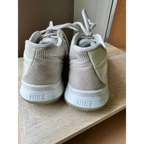 Nike Kyrie Basketball Sneakers – Size 5.5Y Youth – Gray/White