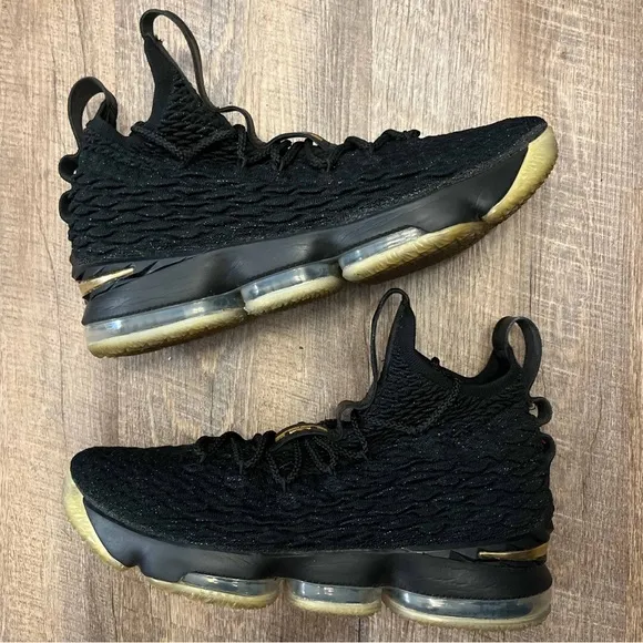Nike LeBron 15 XV Black Metallic Gold