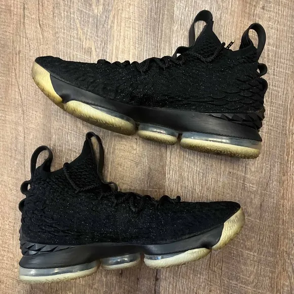 Nike LeBron 15 XV Black Metallic Gold