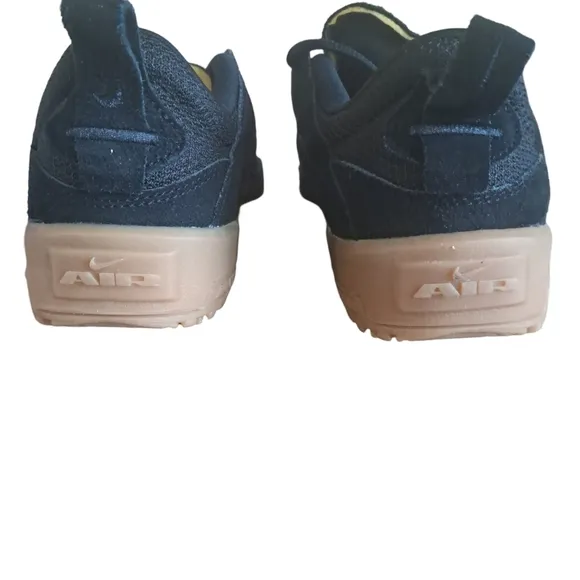 Nike SB Day One Big Kids Skate Shoes Sneakers Various Sizes NEW with Box Black