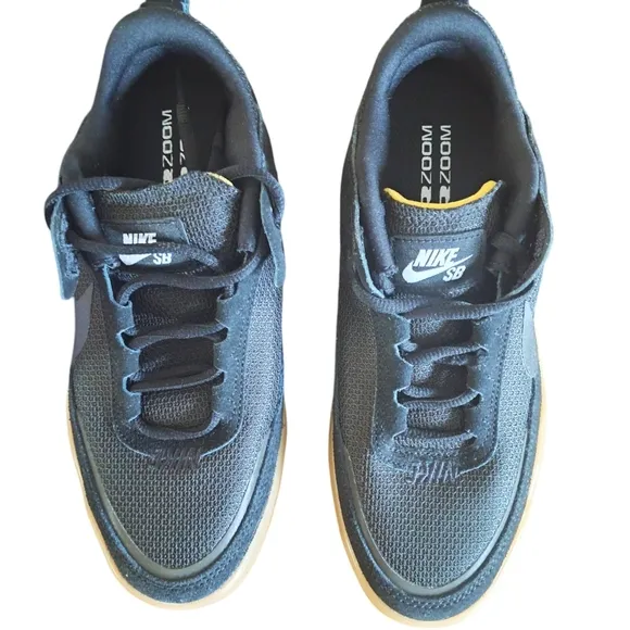 Nike SB Day One Big Kids Skate Shoes Sneakers Various Sizes NEW with Box Black