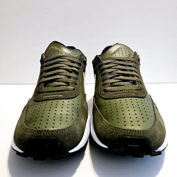 Nike Waffle One Leather Shoes Black/White Men's Size 11 Sneaker DX9428-201