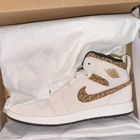 Nike White and Brown Air Jordan 1 Sneakers