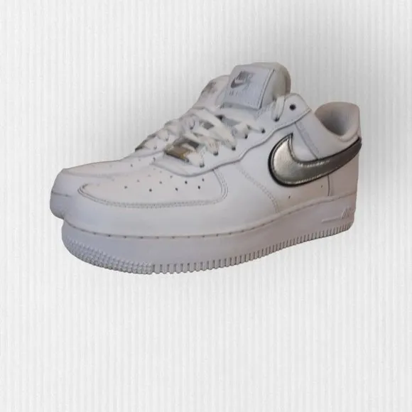 Nike Women's Air Force 1 Low White/Metallic Silver Swoosh, Size 8 Sneakers /Shoe