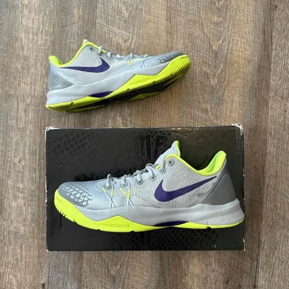 Nike Zoom Kobe Venomenon 4 Wolf Grey Purple Volt
