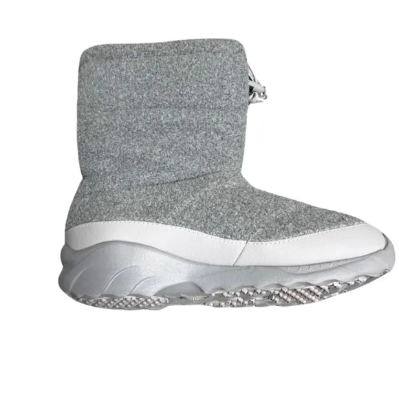 North Face Womens Heat Seeker 200 Fleece Low Rise Winter Weatherproof Gray Boots