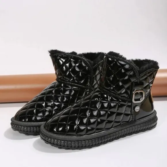 NWOB 🔥Buckle Decor Quilted Thermal Lined Boots🔥