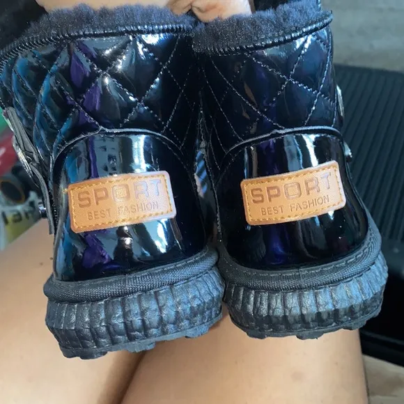 NWOB 🔥Buckle Decor Quilted Thermal Lined Boots🔥