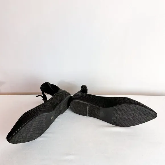 NWOB JOIE Temple Ballet Flats Black Snakeskin Ankle Strap Sz 39