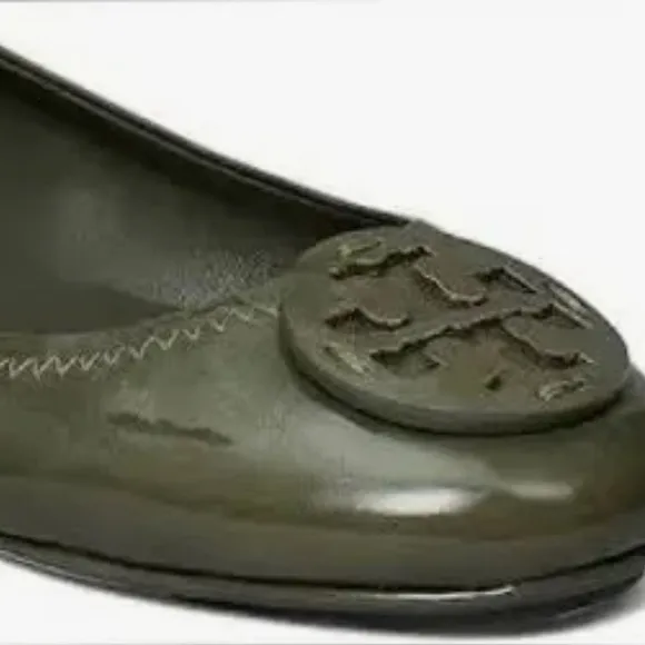 NWOB with dust bag TORY BURCH Minnie Travel Ballet Flats Patent Leather-Size 7.5