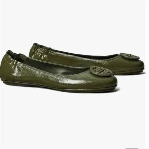 NWOB with dust bag TORY BURCH Minnie Travel Ballet Flats Patent Leather-Size 7.5