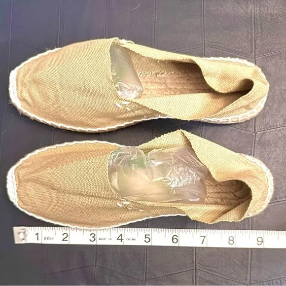 NWOT Artesania Traditional Espadrilles