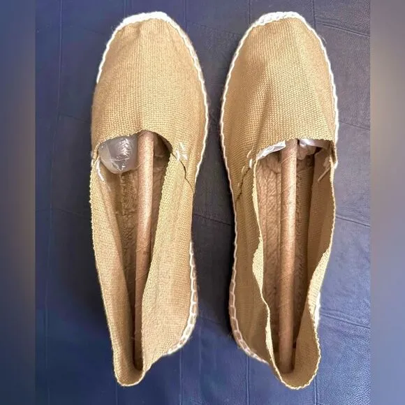 NWOT Artesania Traditional Espadrilles