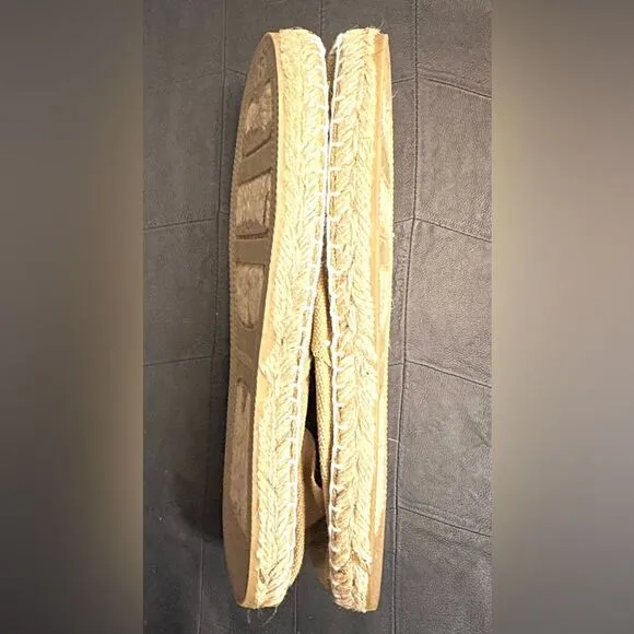 NWOT Artesania Traditional Espadrilles