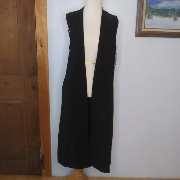 NWOT Boston Proper Beyond Travel Collection long open front vest 2 pockets